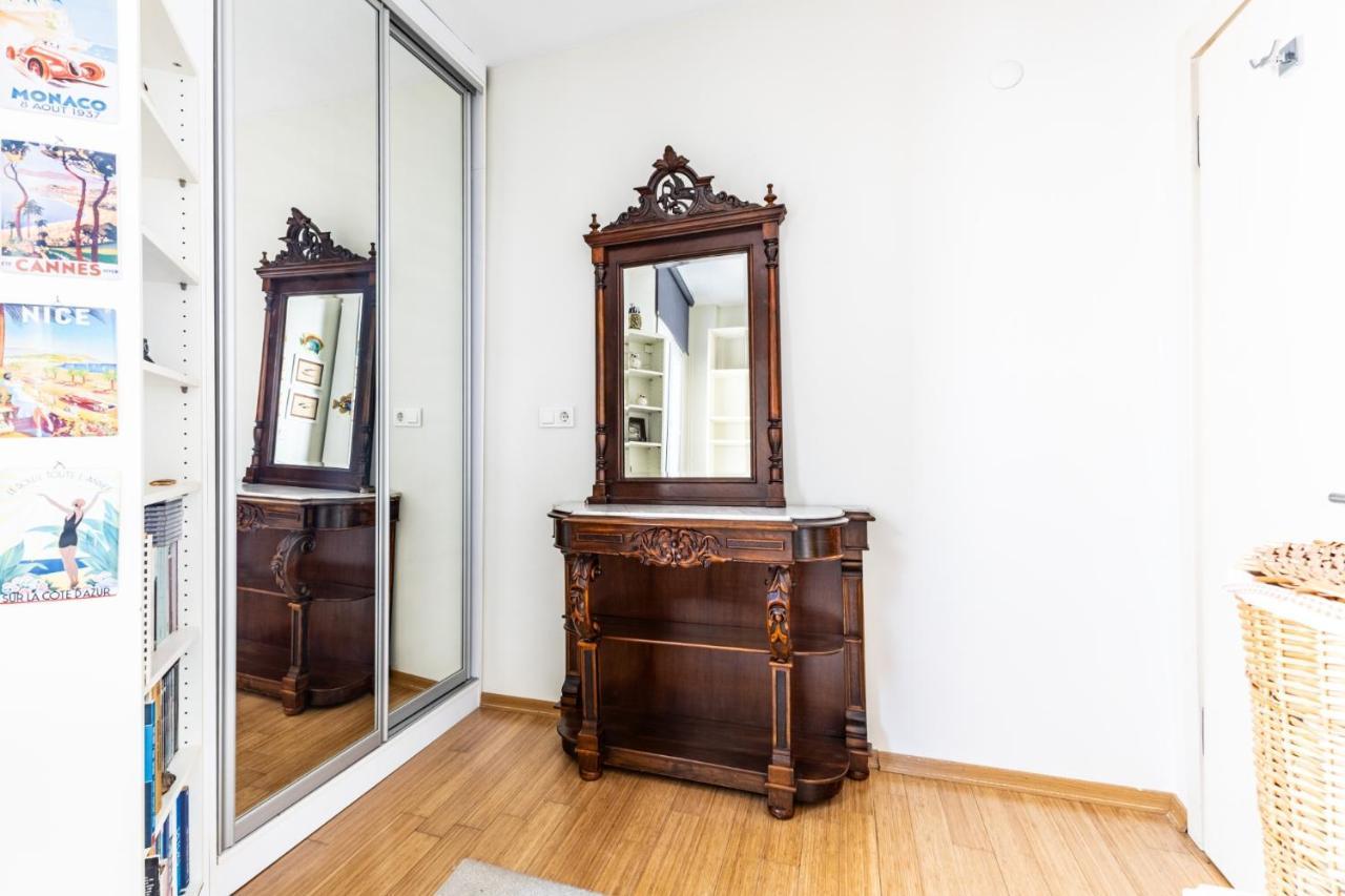 Elegant Flat W Terrace 15 Min To Galata Tower Appartamento *
